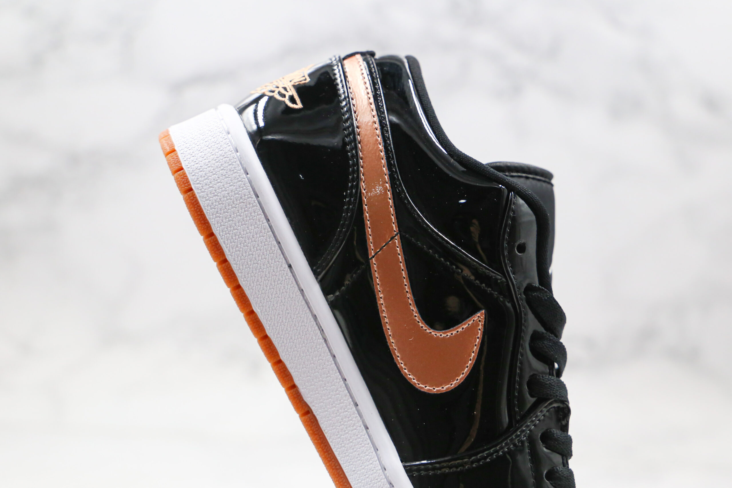 NIKE Air Jordan 1 Low 2026 | Drip Kickz NIKE Air Jordan 1 Low - Image 5