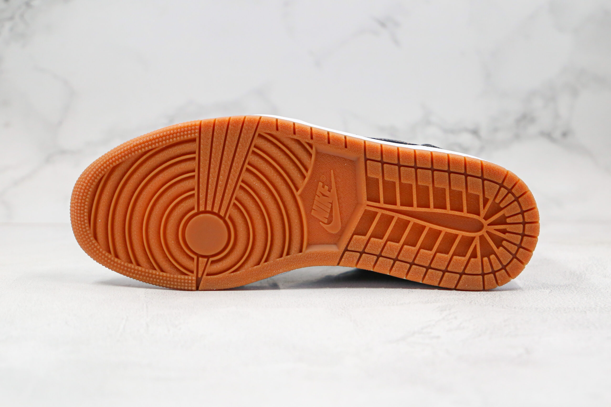 NIKE Air Jordan 1 Low 2026 | Drip Kickz NIKE Air Jordan 1 Low - Image 7