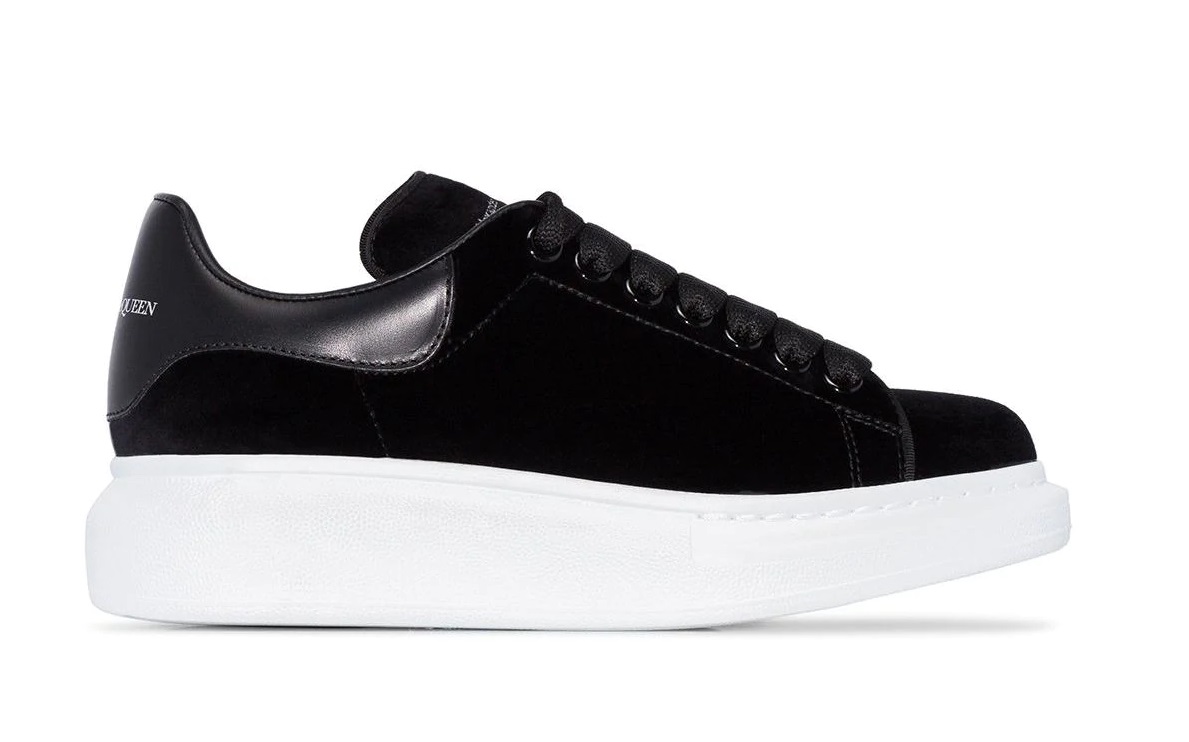 Alexander McQueen Black velvet 2026 | Drip Kickz Alexander McQueen Black velvet - Image 4