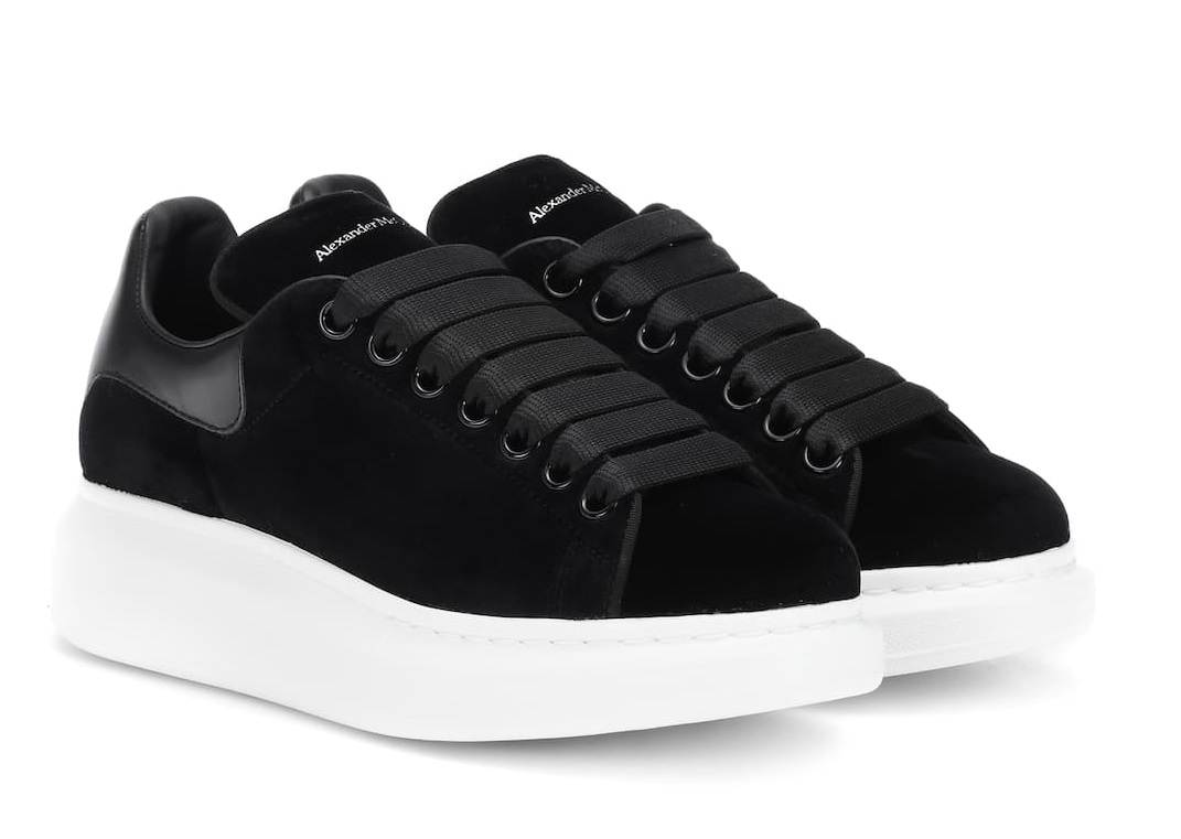 Alexander McQueen Black velvet 2026 | Drip Kickz Alexander McQueen Black velvet - Image 5