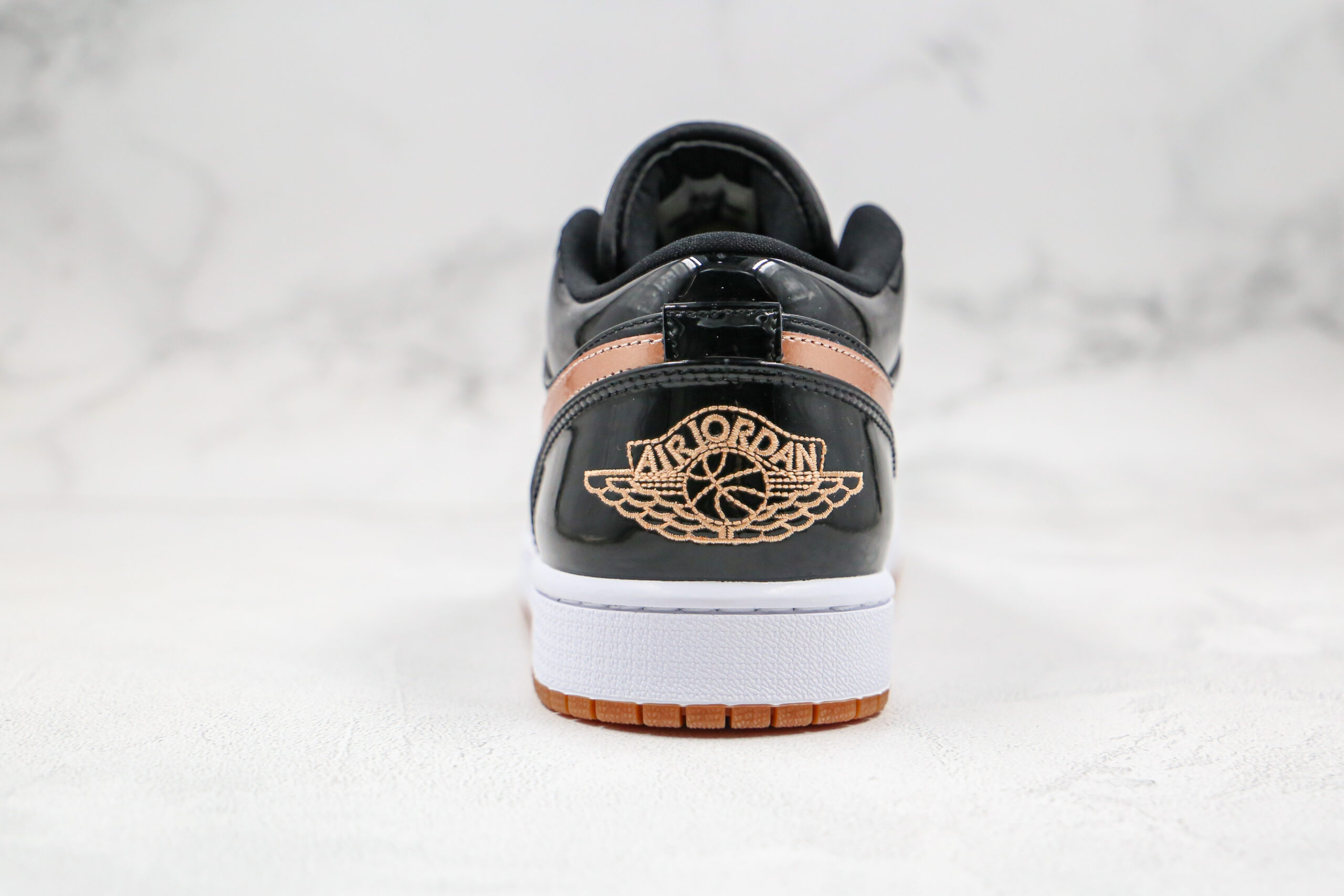NIKE Air Jordan 1 Low 2026 | Drip Kickz NIKE Air Jordan 1 Low - Image 6
