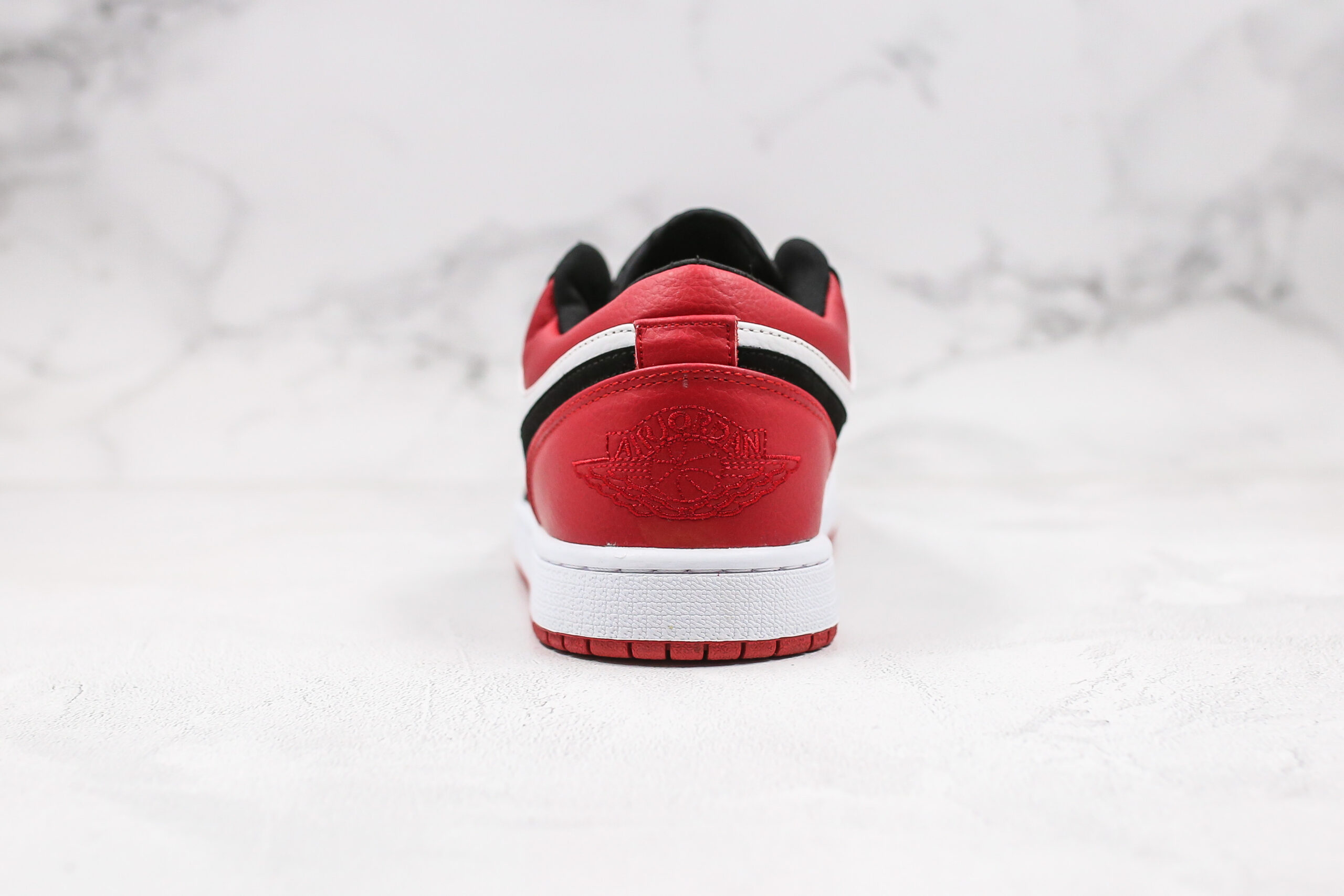 NIKE Air Jordan 1 Low 2026 | Drip Kickz NIKE Air Jordan 1 Low - Image 6