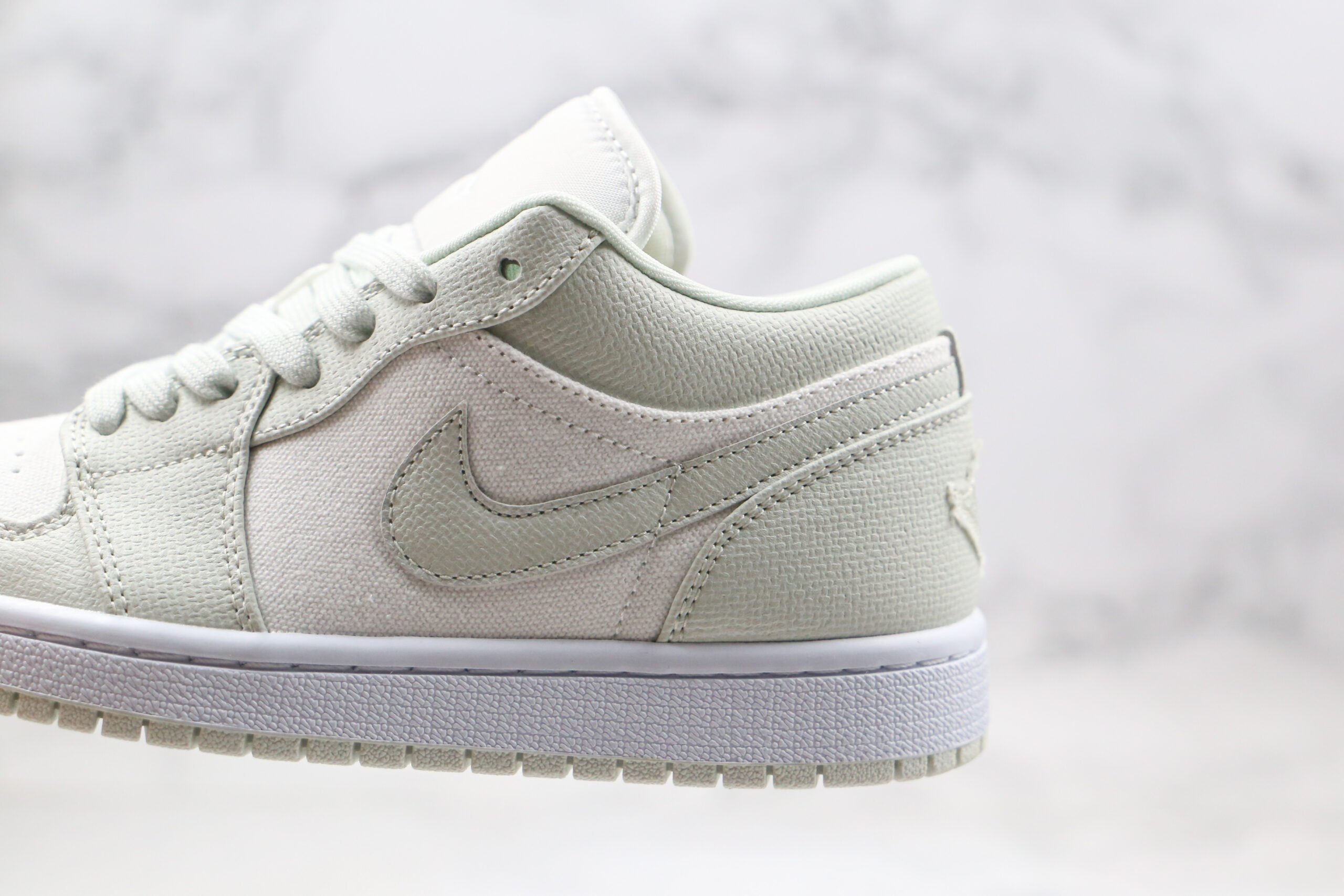 NIKE AiR Jordan 1 LOW“Spruce Aura” 2026 | Drip Kickz NIKE AiR Jordan 1 LOW“Spruce Aura” - Image 5