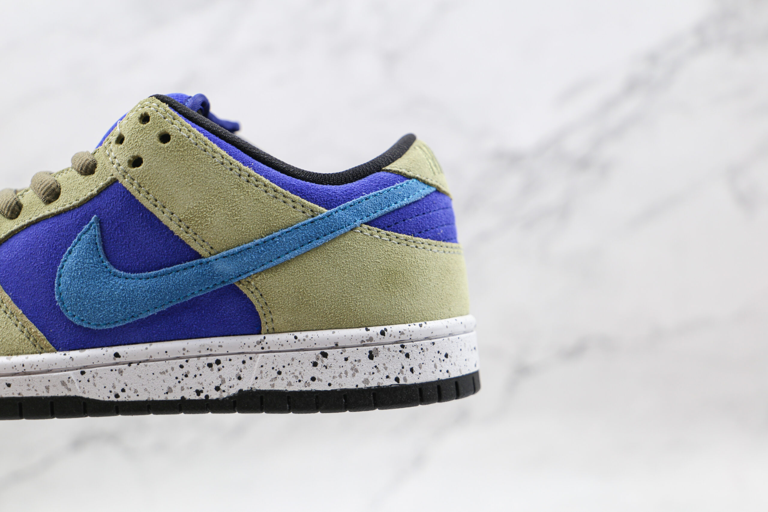 NIKE SB Dunk Low “Celadon” 2026 | Drip Kickz NIKE SB Dunk Low “Celadon” - Image 3