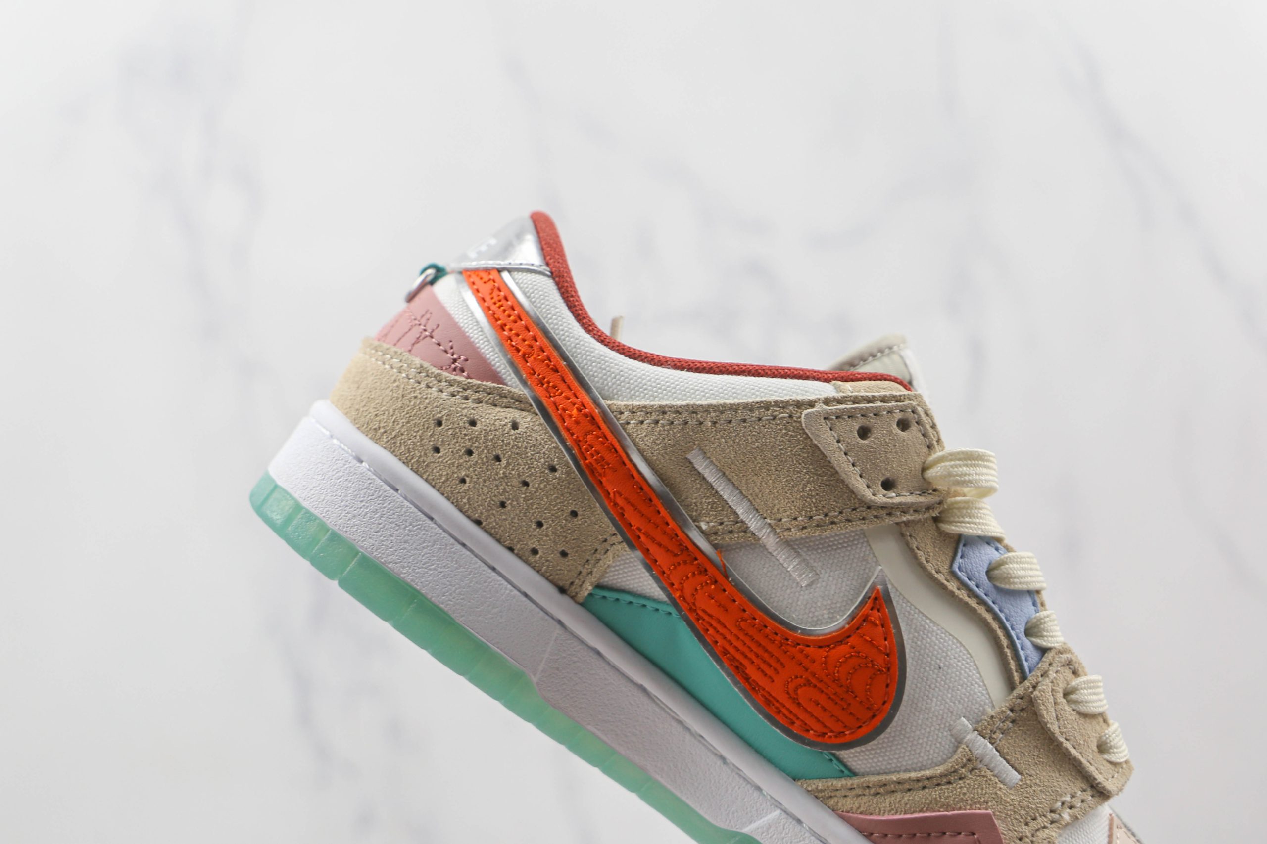 NIKE SB Dunk Low White orange blue 2026 | Drip Kickz NIKE SB Dunk Low White orange blue - Image 3