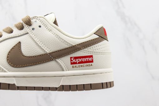 Supreme x Nk SB Dunk Low Grey - Image 5