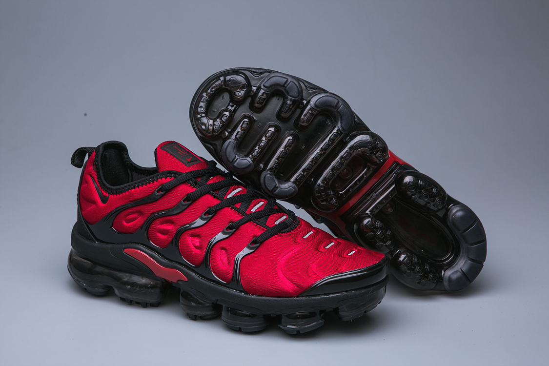 NIKE Air Vapormax Tn Plus Red and black 2026 | Drip Kickz NIKE Air Vapormax Tn Plus Red and black - Image 3
