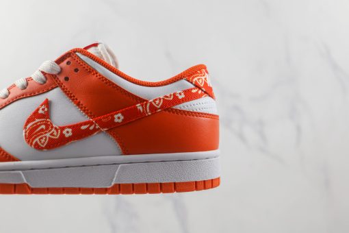 NIKE SB Dunk Low “Orange Paisley” - Image 3