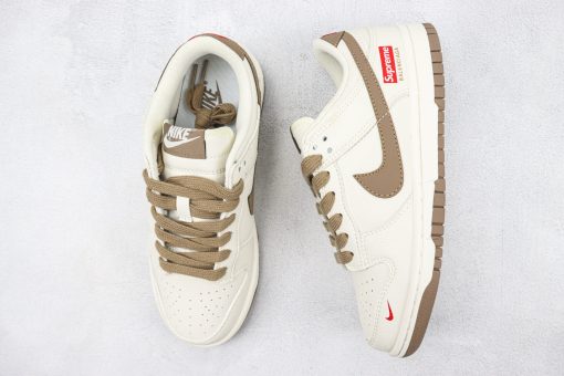 Supreme x Nk SB Dunk Low Grey - Image 3