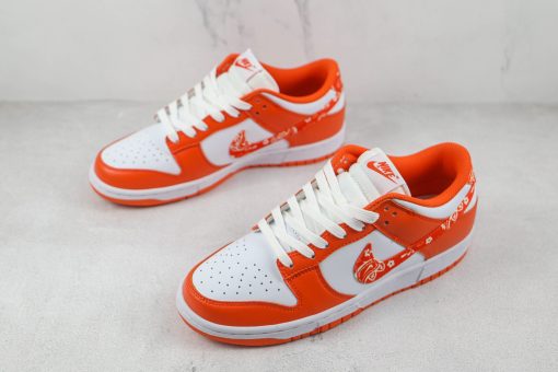 NIKE SB Dunk Low “Orange Paisley” 2025