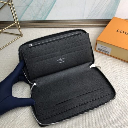 LV Wallet - Image 5