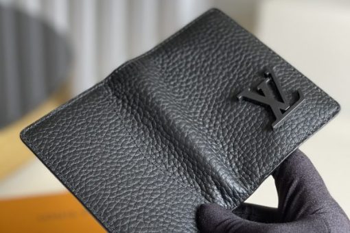 LV Wallet 2025