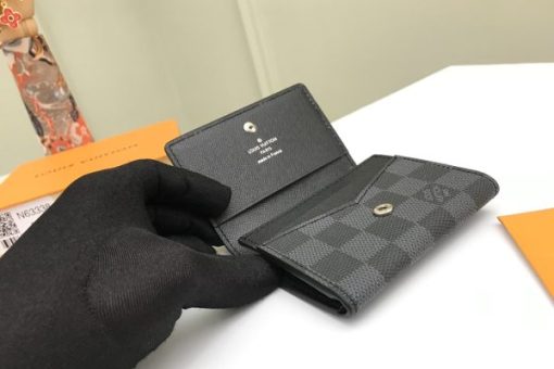 LV Wallet 2025