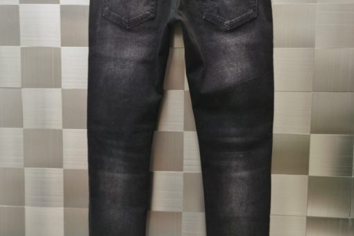 Amiri Jeans 2025