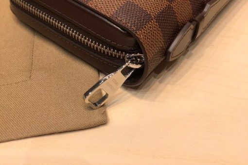 LV Wallet 2025