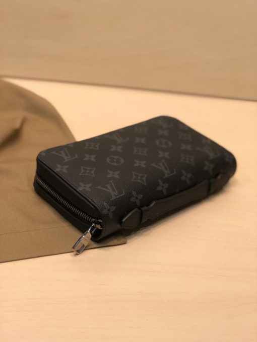 LV Wallet - Image 3