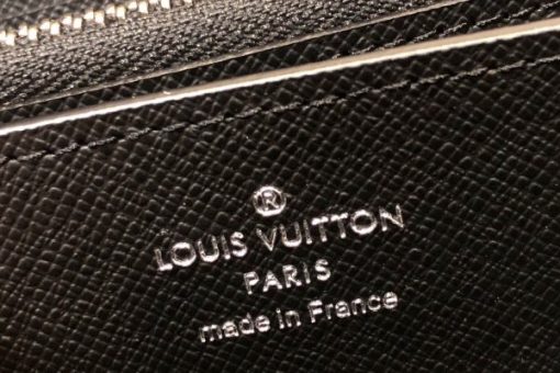 LV Wallet 2025