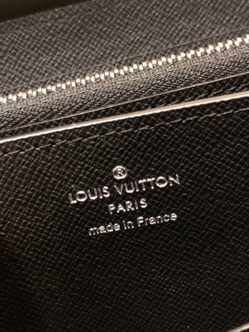 LV Wallet - Image 5