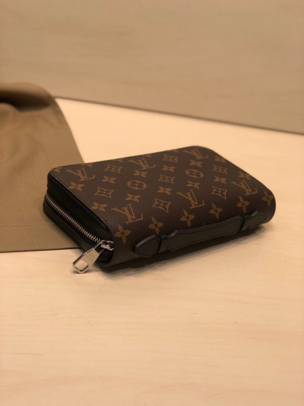 LV Wallet 2026 | Drip Kickz LV Wallet - Image 3
