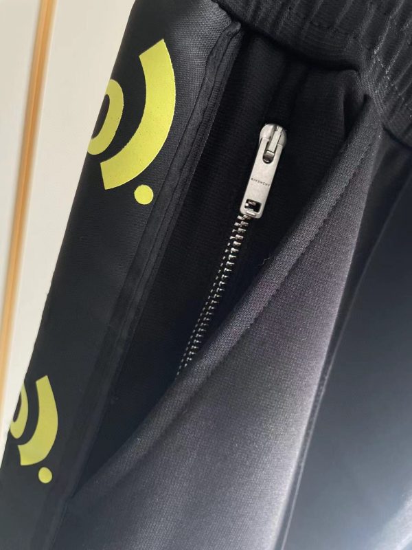 Givenchy Pant 2026 | Drip Kickz Givenchy Pant - Image 4