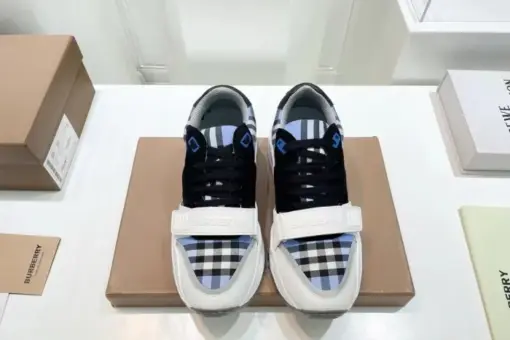 Burberry Sneaker 2025