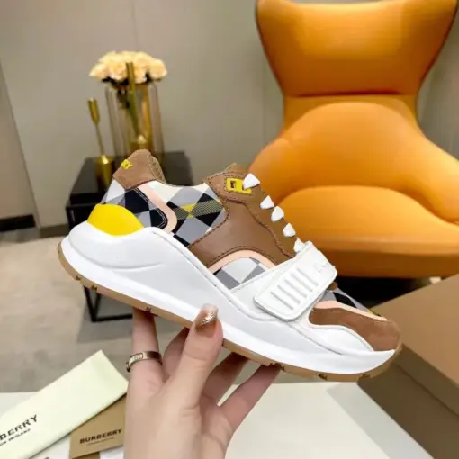 Burberry Sneaker