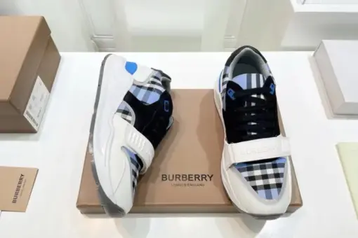 Burberry Sneaker 2025