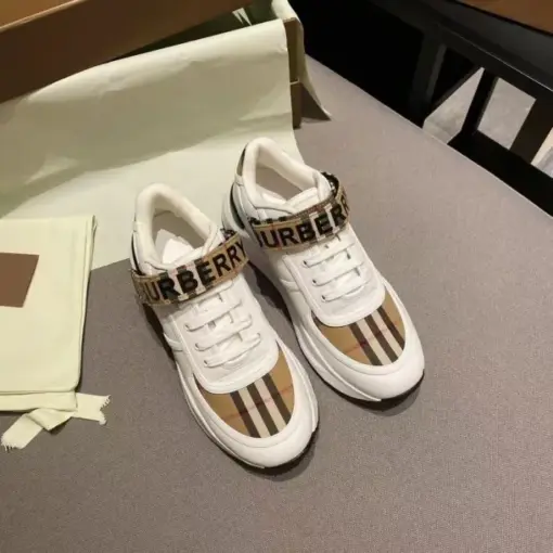 Burberry Sneaker - Image 2