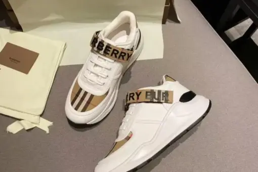 Burberry Sneaker 2025