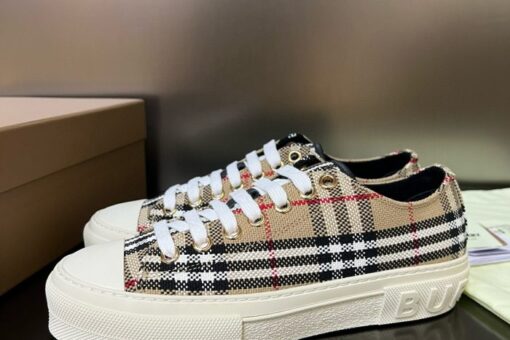 Burberry Vintage Check Patchwork Sneaker Beige 2025