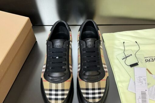 Burberry Vintage Check-Print Low-Top Sneaker 2025