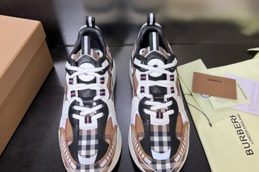 Burberry Vintage Check Low-Top Sneaker Check 2025