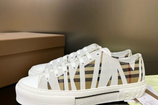 Burberry Cotton Jack Low 19 Sneaker White Sand 2025