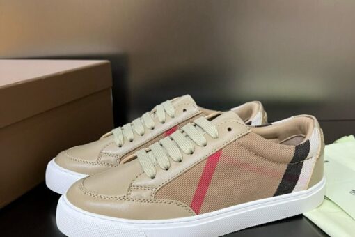 Burberry House Check and Leather Sneaker Beige 2025