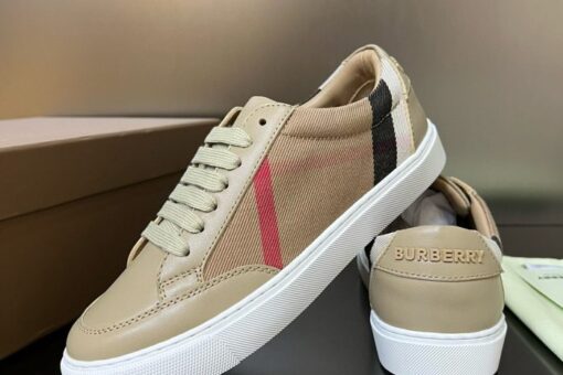 Burberry House Check and Leather Sneaker Beige 2025