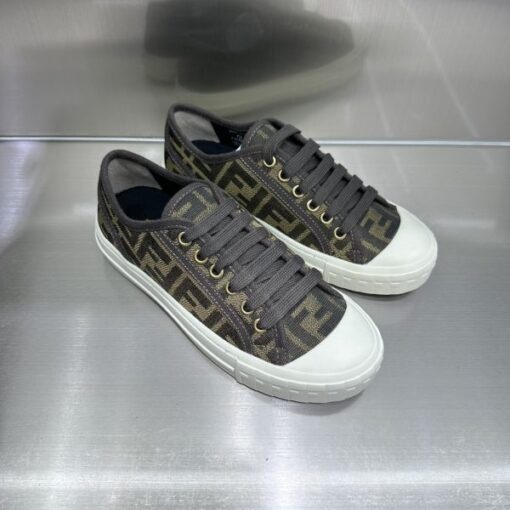 Fendi Sneaker - Image 4