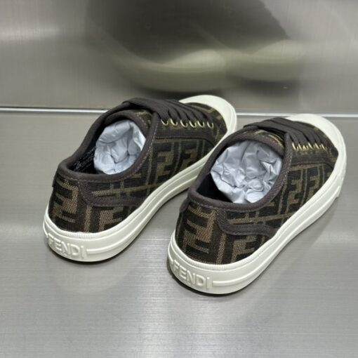 Fendi Sneaker - Image 5