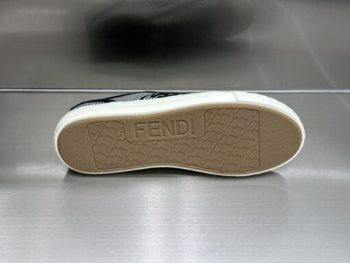 Fendi Sneaker - Image 3