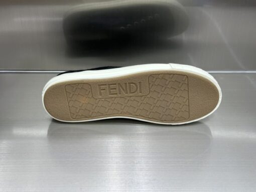 Fendi Sneaker - Image 3