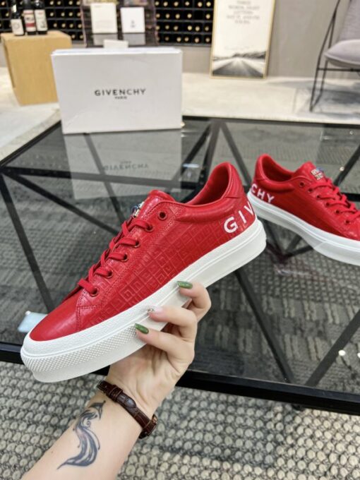 Givenchy Sneaker - Image 4