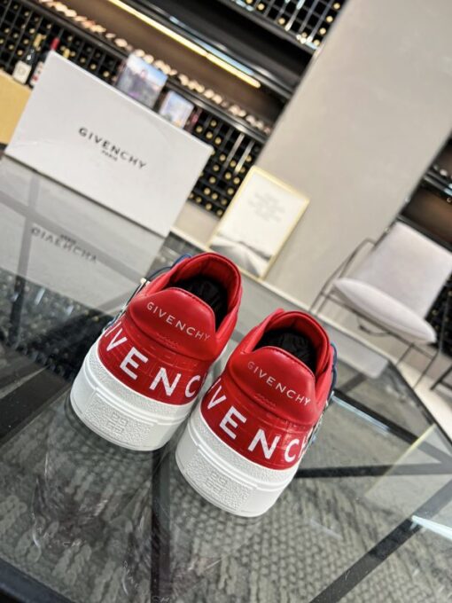 Givenchy Sneaker - Image 2