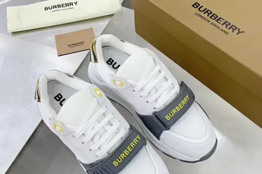 Burberry Sneaker 2025