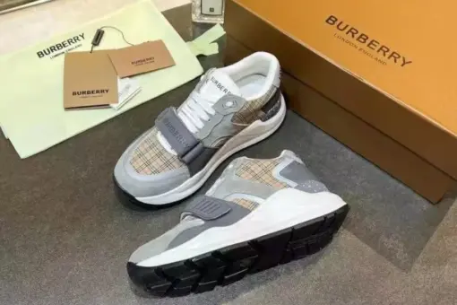 Burberry Sneaker 2025