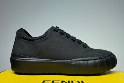 Fendi Sneaker 2025