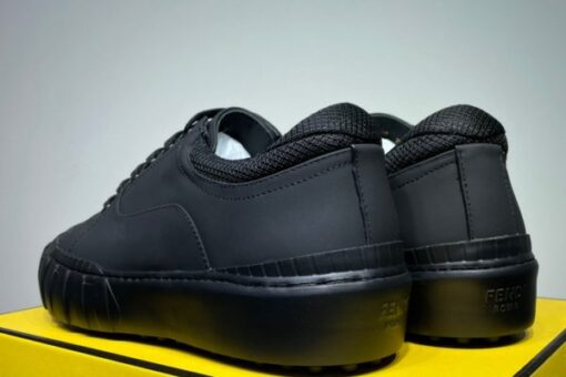 Fendi Sneaker 2025