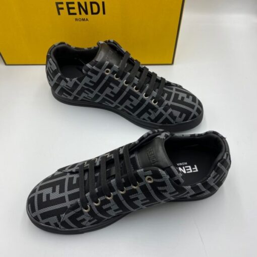 Fendi Sneaker - Image 3