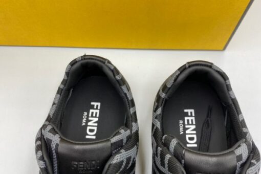 Fendi Sneaker 2025