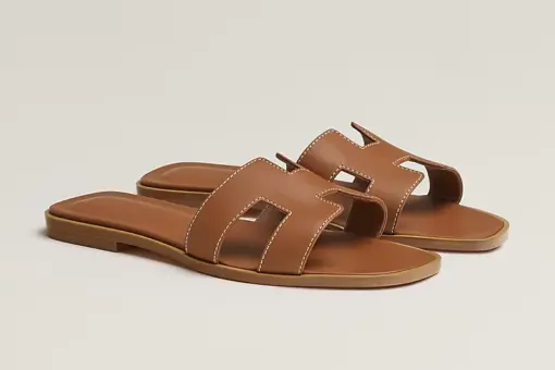 Hermès Oran Sandal Brown leather front view