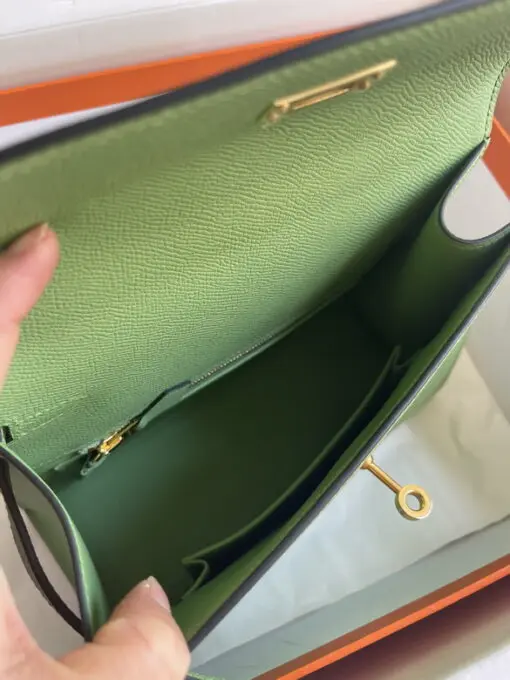 Hermes Kelly Bag Green M1 2026 | Drip Kickz Hermes Kelly Bag Green M1 - Image 3