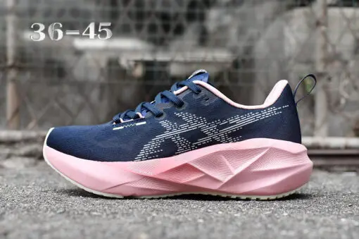 ASICS Novablast 5 Blue Pink
